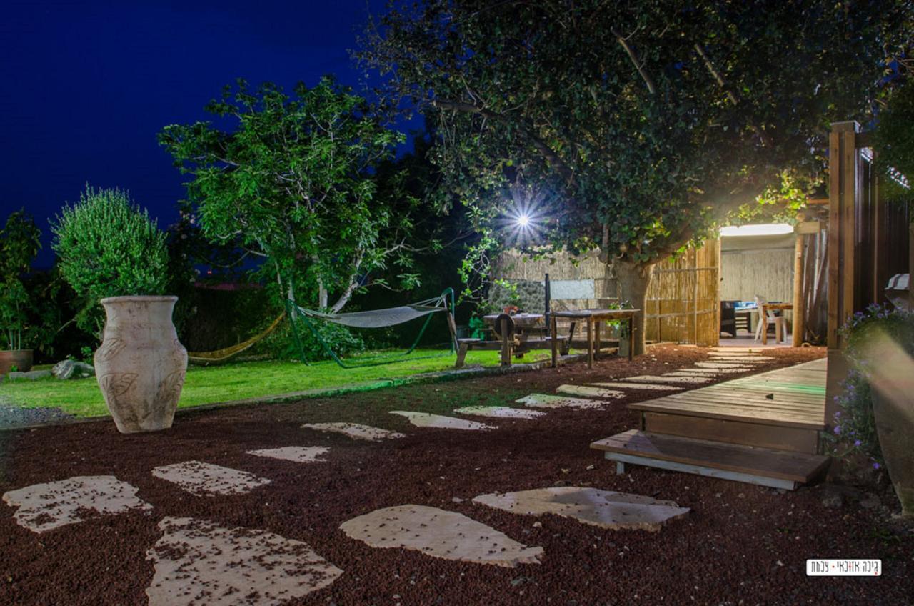 Moon Light Yavne'El Villa Exterior foto